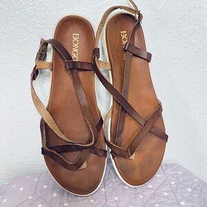 🍓 BONGO Leather Brown Strappy Buckle Thong Sandals Flats Size 9